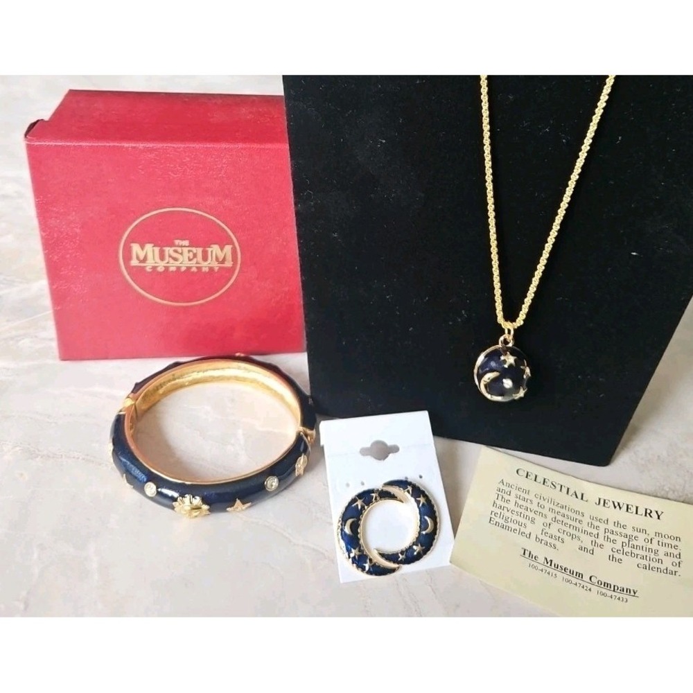 The Museum Company Celestial‎ Enamel Bracelet Necklace Bracelet Earring Set Sun